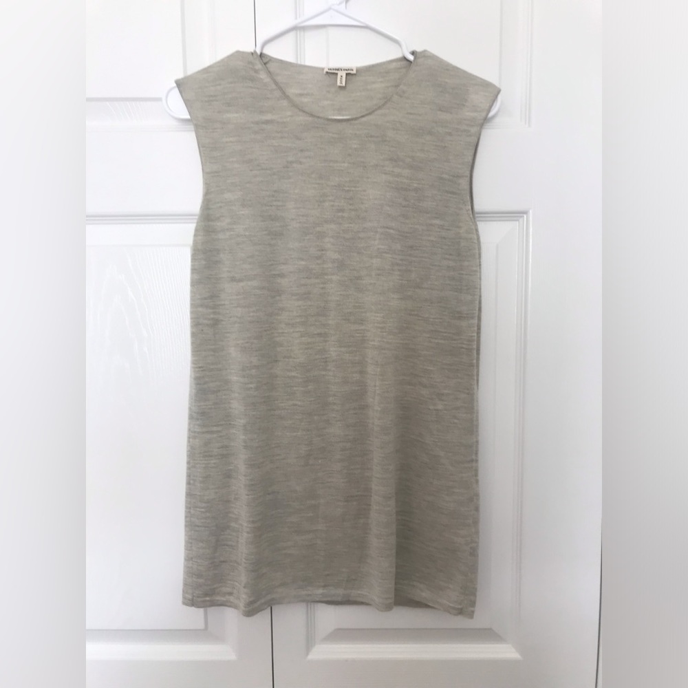 Elegant Hermes Cotton & Silk Fine Gauge Sleeveless Top sized 38